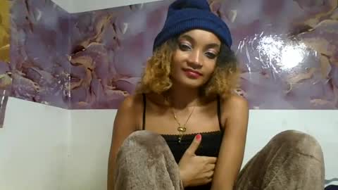 Snapshot of francinoli chatting on 07.26.26 Francinoli online show from 07.26.26