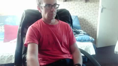 franck143544 online show from 10.02.25