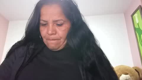 Snapshot of francy_froz chatting on 11.04.25 francy froz online show from 11.04.25