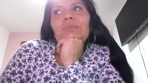 Snapshot of francy_froz chatting on 11.29.25 francy froz online show from 11.29.25