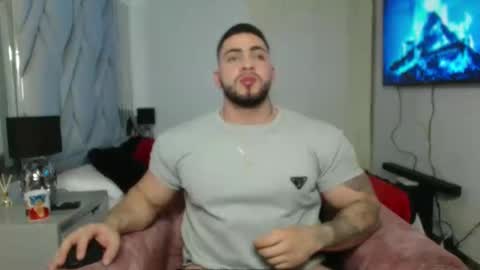 frank_foxx1 online show from 10.25.25