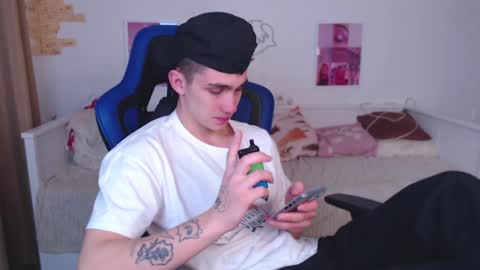 Frank online show from 01.06.25