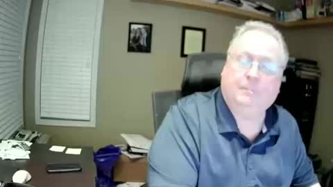 Snapshot of frankie6207 chatting on 10.12.25 frankie6207 online show from 10.12.25