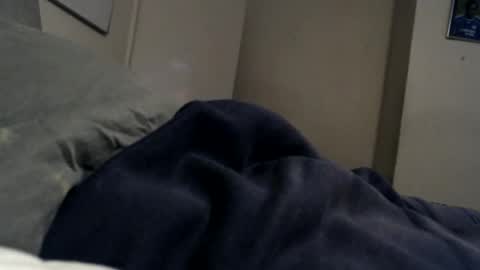 Snapshot of frankiel745 chatting on 11.02.25 frankiel745 online show from 11.02.25