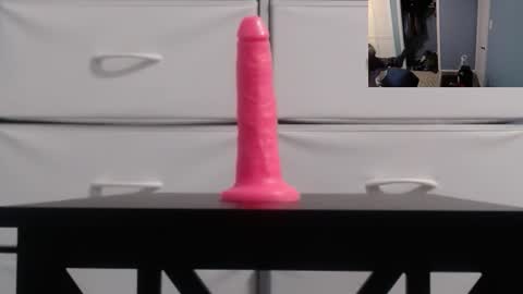 Vesper Marlow online show from 12.04.25