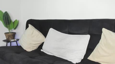 frank online show from 11.25.25