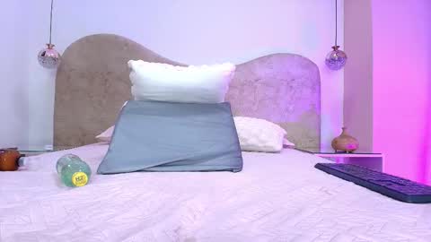 FRANYELY online show from 11.13.25