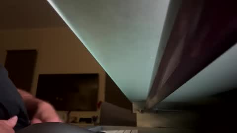 Snapshot of franzmontyhe chatting on 10.30.25 franzmontyhe online show from 10.30.25