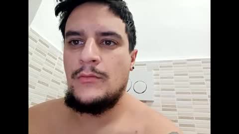 Snapshot of fraromeo2 chatting on 12.19.24 fraromeo2 online show from 12.19.24