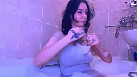 Snapshot of frau_basted chatting on 12.18.24 mistress Bastet and mintcola online show from 12.18.24