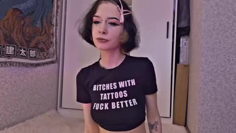 Snapshot of frau_basted chatting on 10.21.25 mistress Bastet and mintcola online show from 10.21.25