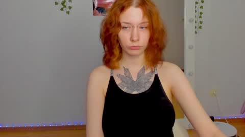 mistress Bastet and  mintcola online show from 06.10.26