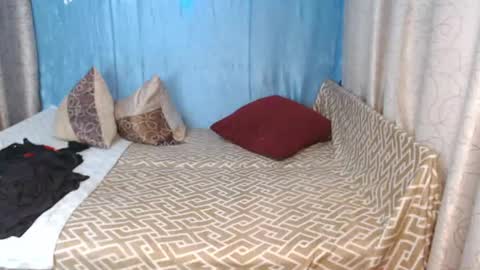 frau_becky online show from 01.27.25