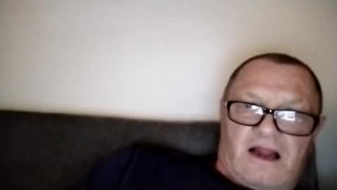 Wolfi online show from 03.05.25