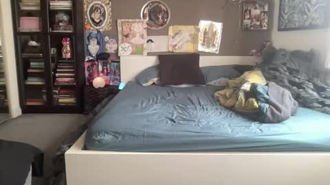 Snapshot of frbdycltr chatting on 02.15.26 Free Body Culture 3 online show from 02.15.26