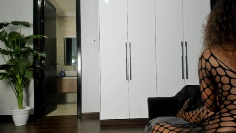 Sandra online show from 04.25.26