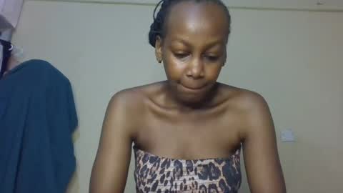 freaky_beauty online show from 06.18.26