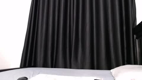 freaky_bunnies online show from 03.16.26