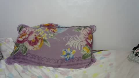 freaky_delliah online show from 02.20.25