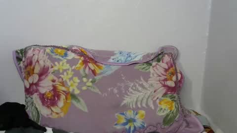 freaky_delliah online show from 03.05.25