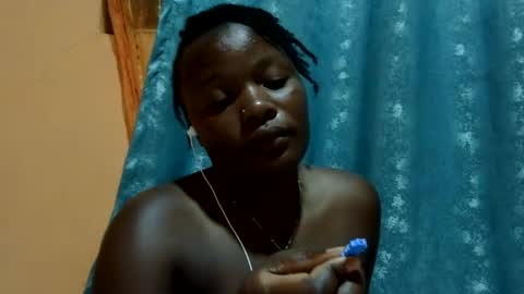 freaky_dolly online show from 01.06.25