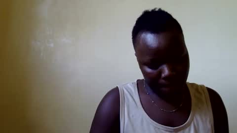 freaky_dolly online show from 02.13.25