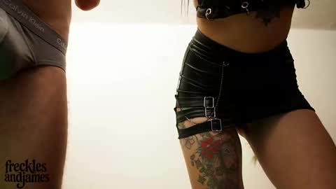 frecklesandjames online show from 11.23.25