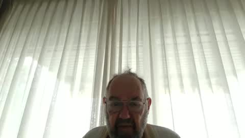 Snapshot of fredaldavid chatting on 12.03.24 David Fredal online show from 12.03.24