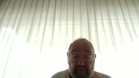 Snapshot of fredaldavid chatting on 01.19.25 David Fredal online show from 01.19.25