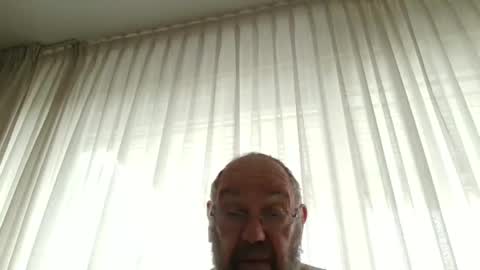 Snapshot of fredaldavid chatting on 01.22.25 David Fredal online show from 01.22.25