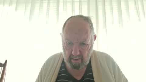 Snapshot of fredaldavid chatting on 10.15.25 David Fredal online show from 10.15.25