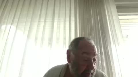 Snapshot of fredaldavid chatting on 10.23.25 David Fredal online show from 10.23.25