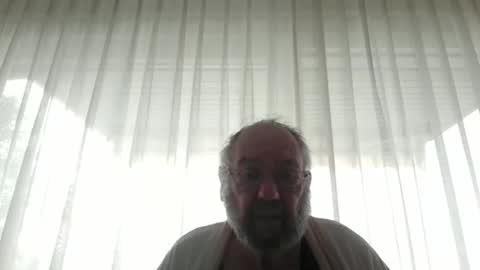 Snapshot of fredaldavid chatting on 11.08.25 David Fredal online show from 11.08.25