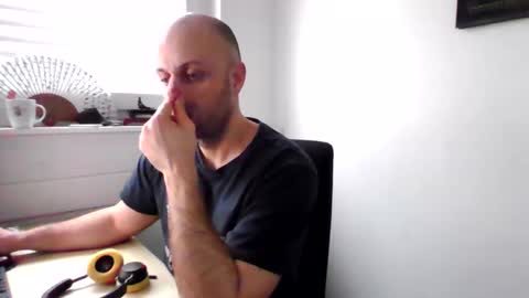 Snapshot of freddow chatting on 02.24.26 freddow online show from 02.24.26