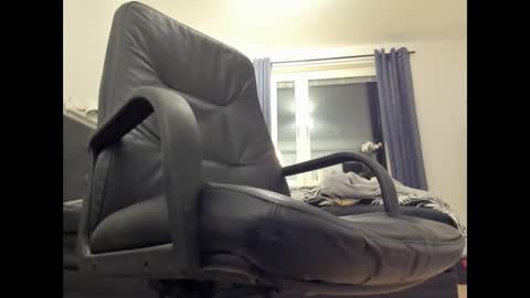 Snapshot of fredrik386959 chatting on 01.13.25 Fredrik online show from 01.13.25