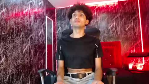 Snapshot of fredy_bell01 chatting on 03.06.25 fredy_bell01 online show from 03.06.25