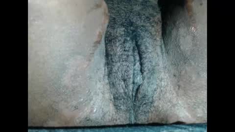 Snapshot of freelady1011 chatting on 12.15.25 babyyo online show from 12.15.25