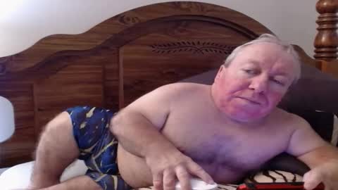 Cute Lil Man online show from 11.15.25