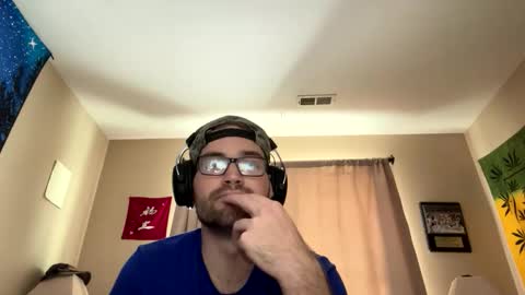 Snapshot of freezeskiii chatting on 11.29.25 freezeskiii online show from 11.29.25