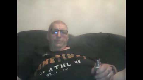 Snapshot of frefredo chatting on 02.01.26 fred online show from 02.01.26