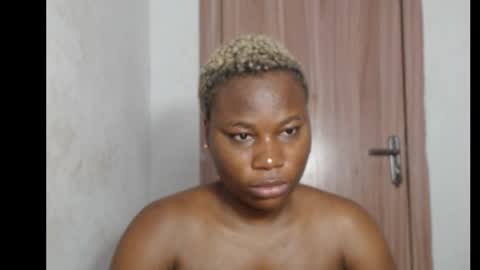 frekkymorelle online show from 10.20.25