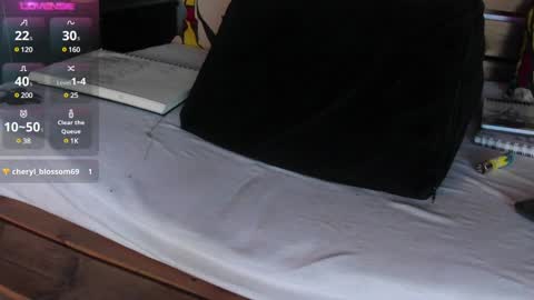 Snapshot of french_sexx chatting on 02.05.25 Xavier online show from 02.05.25