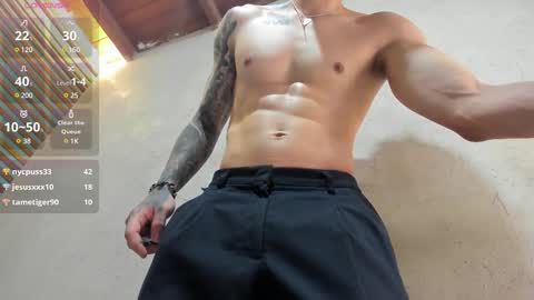 Snapshot of french_sexx chatting on 02.26.25 Xavier online show from 02.26.25