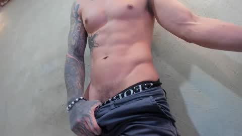 Snapshot of french_sexx chatting on 10.14.25 Xavier online show from 10.14.25