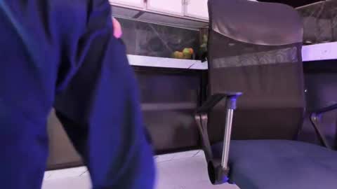 Snapshot of french_sexx chatting on 12.04.25 Xavier online show from 12.04.25