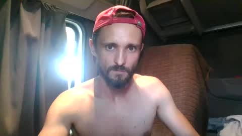 Snapshot of french_truck chatting on 07.15.26 french_truck online show from 07.15.26