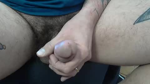 Snapshot of frenchpapalover chatting on 02.11.25 frenchpapalover online show from 02.11.25