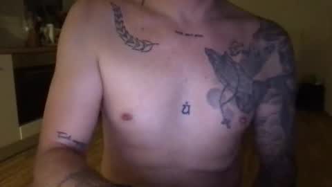 Snapshot of freshguy28 chatting on 11.20.25 Dorian online show from 11.20.25