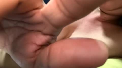 Snapshot of freshlittlepinayxxx chatting on 02.09.26 carolina online show from 02.09.26