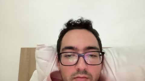 freshman  imonyou98 online show from 11.12.25